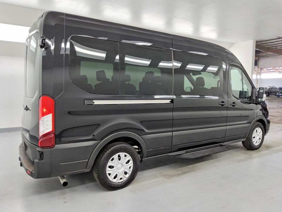 61895076 :رقم المزاد ، 1FBAX2C88TKA52695 vin ، 2026 Ford Transit مزاد بيع