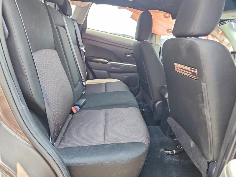 63011366 :رقم المزاد ، JA4AP3AU8HZ012207 vin ، 2017 Mitsubishi Outlander Sport مزاد بيع