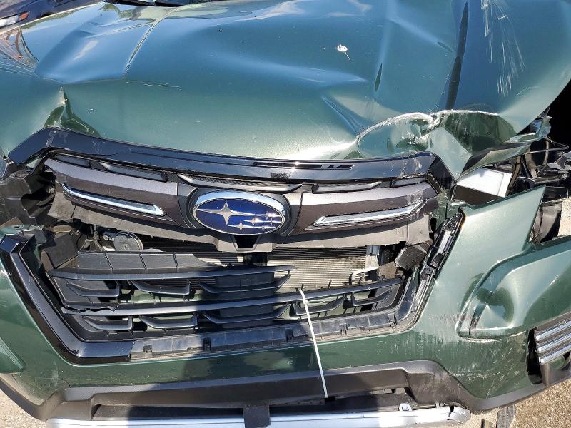 Продаж на аукціоні авто 2023 Subaru Forester, vin: JF2SKARC6PH523493, номер лоту: 62942516