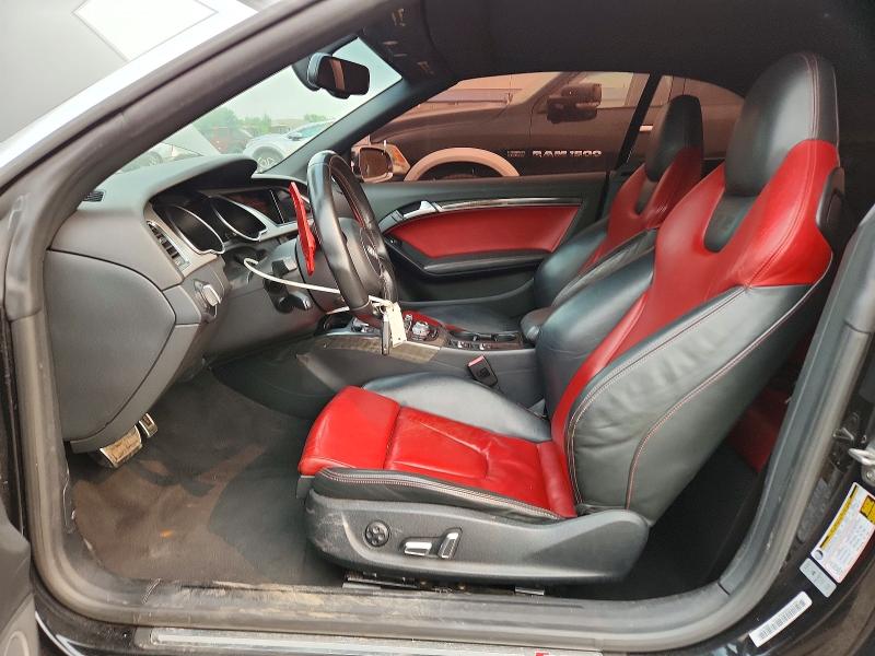 61511056 :رقم المزاد ، WAUCGAFH6FN009242 vin ، 2015 Audi S5 مزاد بيع