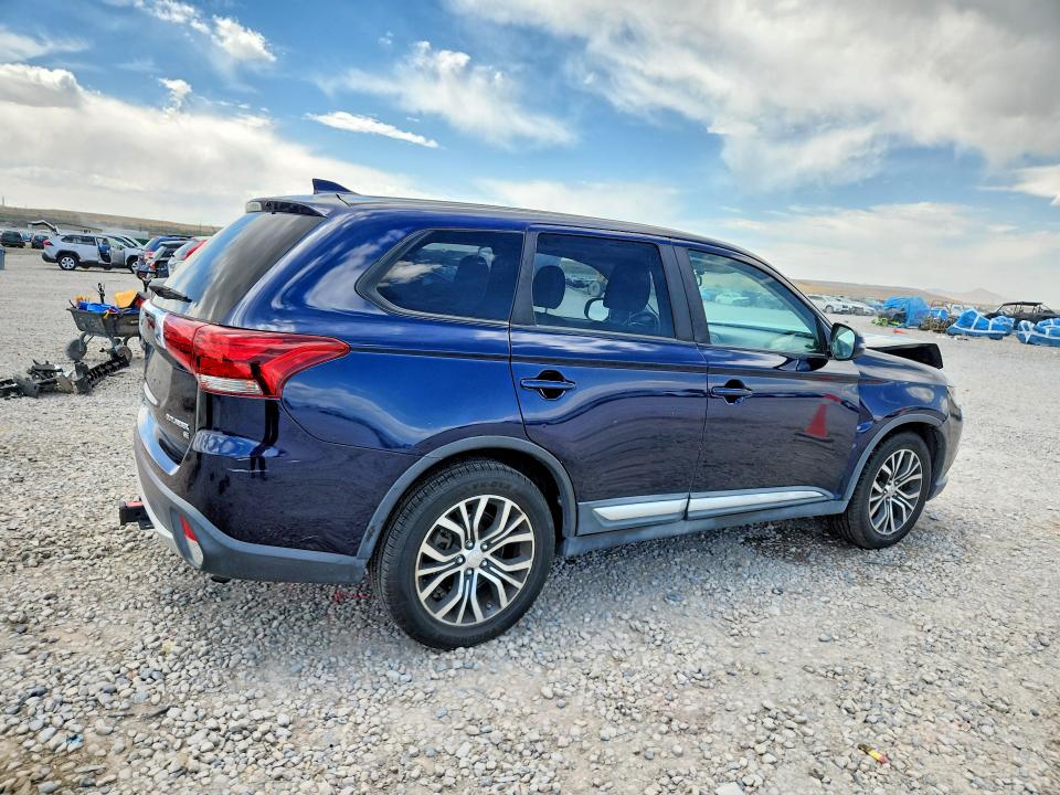 Продажа на аукционе авто 2017 Mitsubishi Outlander, vin: JA4AZ3A3XHZ056002, номер лота: 59321066