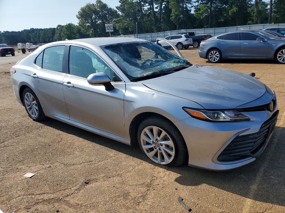 Продажа на аукционе авто 2023 Toyota Camry, vin: 4T1C11AK3PU837839, номер лота: 62809756