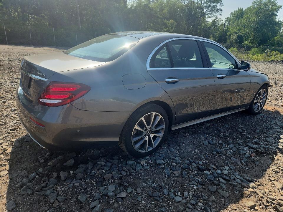 Aukcja sprzedaży 2020 Mercedes-benz E, vin: W1KZF6JB3LA803379, numer aukcji: 61520896