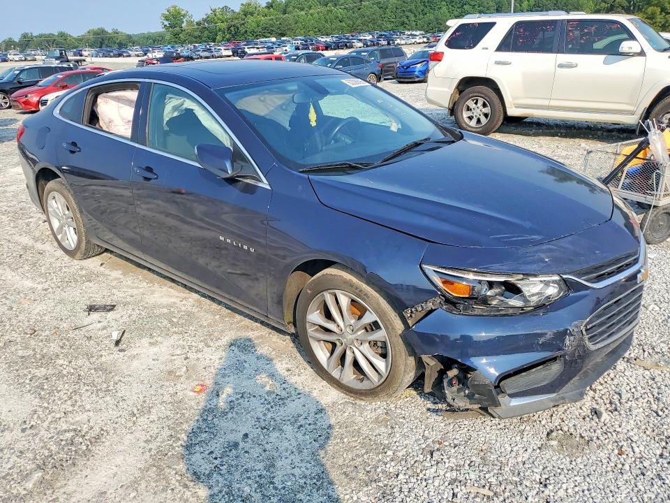 63308696 :رقم المزاد ، 1G1ZD5ST3JF121869 vin ، 2018 Chevrolet Malibu مزاد بيع