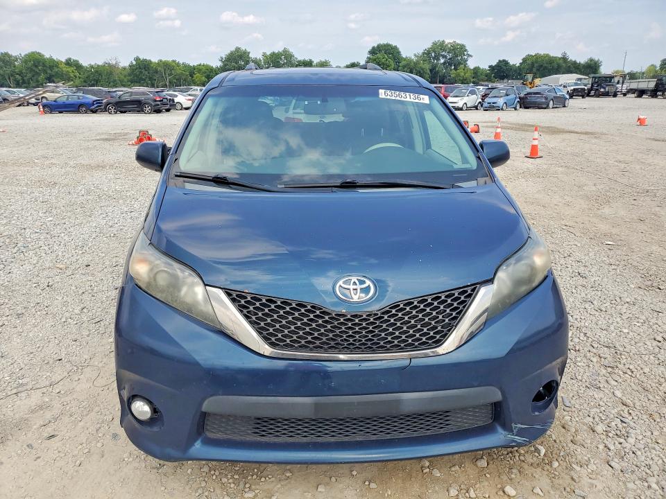 Aukcja sprzedaży 2012 Toyota Sienna, vin: 5TDXK3DC7CS198446, numer aukcji: 63563136