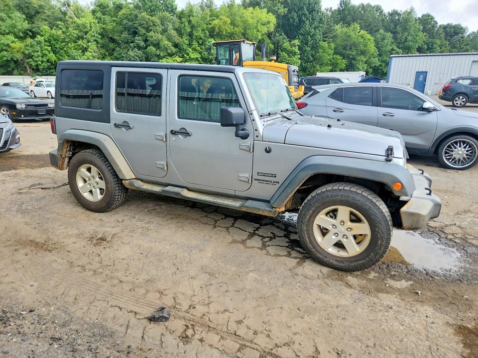 2017 Jeep Wrangler Unlimited მანქანა იყიდება აუქციონზე, vin: 1C4BJWDG0HL574883, აუქციონის ნომერი: 60242996