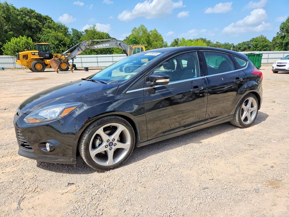 61309916 :رقم المزاد ، 1FADP3N28EL227506 vin ، 2014 Ford Focus مزاد بيع