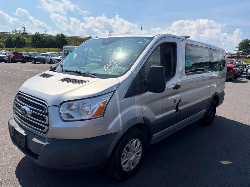 61226066 :رقم المزاد ، 1FMZK1ZM0GKB32599 vin ، 2016 Ford Transit مزاد بيع
