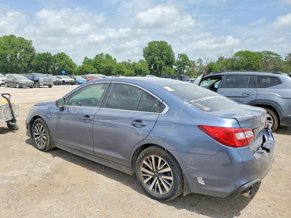 58903666 :رقم المزاد ، 4S3BNAB64J3005672 vin ، 2018 Subaru Legacy مزاد بيع