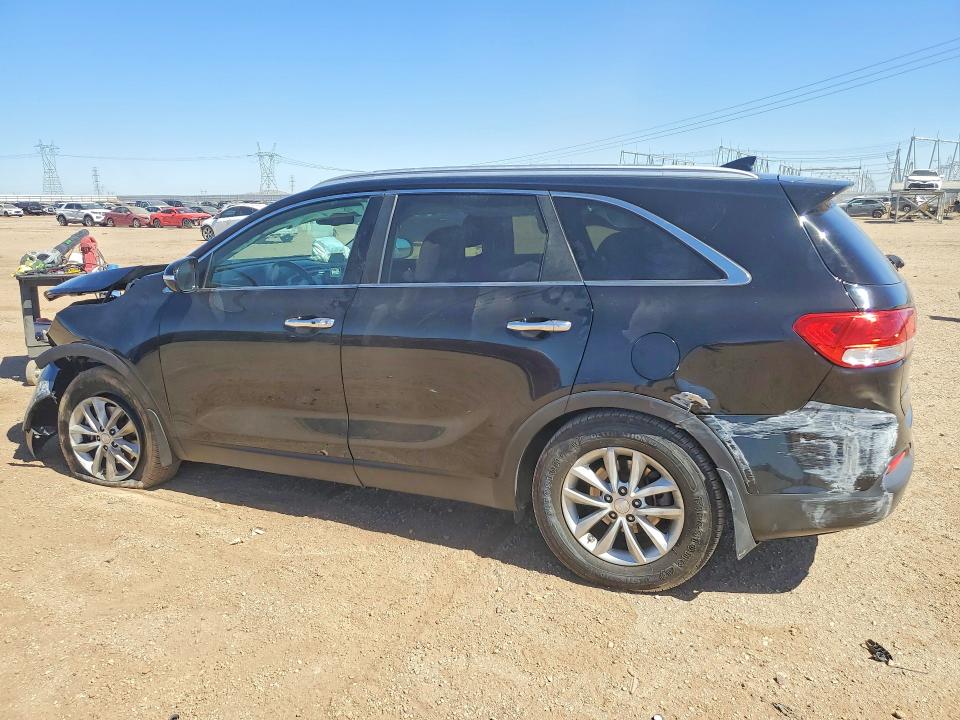 60257956 :رقم المزاد ، 5XYPG4A31HG272542 vin ، 2017 Kia Sorento مزاد بيع