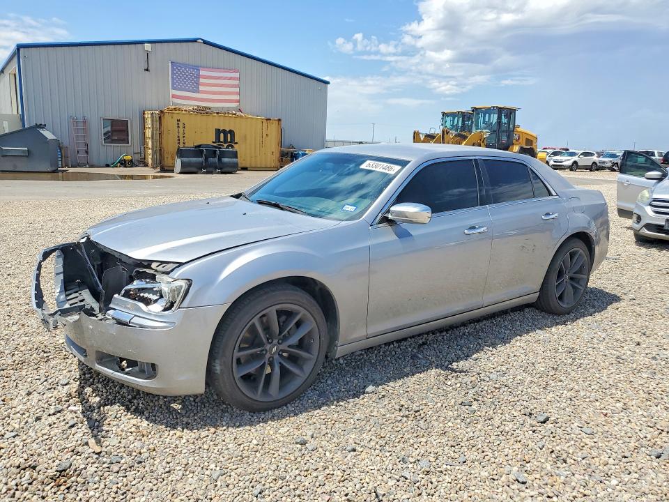 63301486 :رقم المزاد ، 2C3CCAET2DH650435 vin ، 2013 Chrysler 300c مزاد بيع