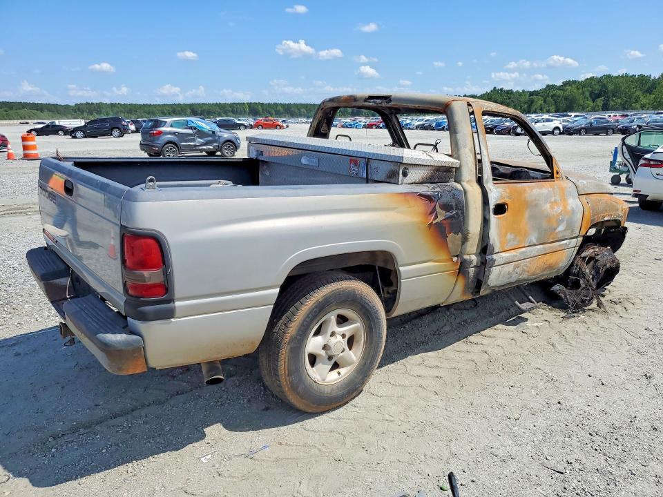 61377086 :رقم المزاد ، 1B7HC16X0WS661030 vin ، 1998 Dodge Ram 1500 مزاد بيع