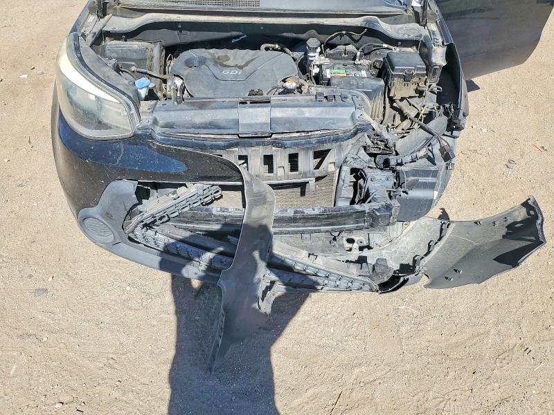 62985356 :رقم المزاد ، KNDJN2A2XF7168441 vin ، 2015 Kia Soul مزاد بيع