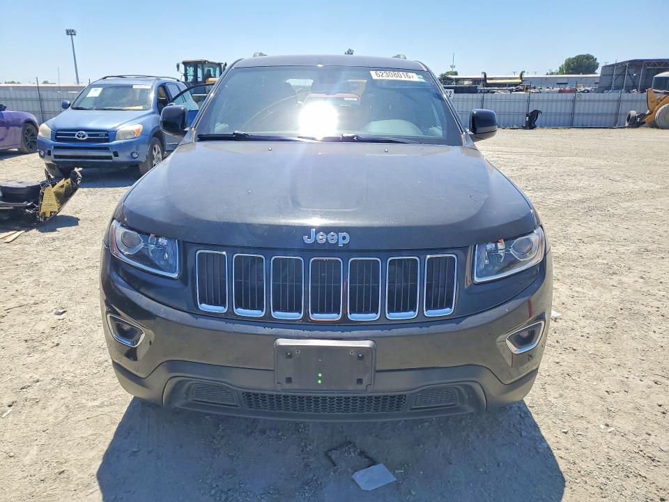 62308016 :رقم المزاد ، 1C4RJEAG2FC613967 vin ، 2015 Jeep Grand Cherokee مزاد بيع