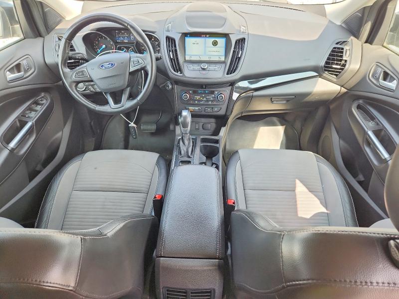 2019 Ford Escape მანქანა იყიდება აუქციონზე, vin: 1FMCU0GD3KUB09196, აუქციონის ნომერი: 62722076