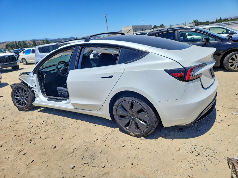60433896 :رقم المزاد ، 5YJ3E1EAXTF153335 vin ، 2026 Tesla Model 3 مزاد بيع