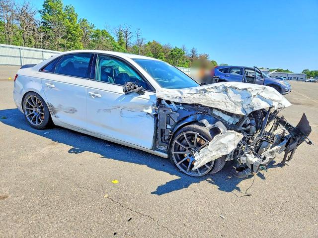 60177206 :رقم المزاد ، WAUANAF41HN008965 vin ، 2017 Audi A4 مزاد بيع