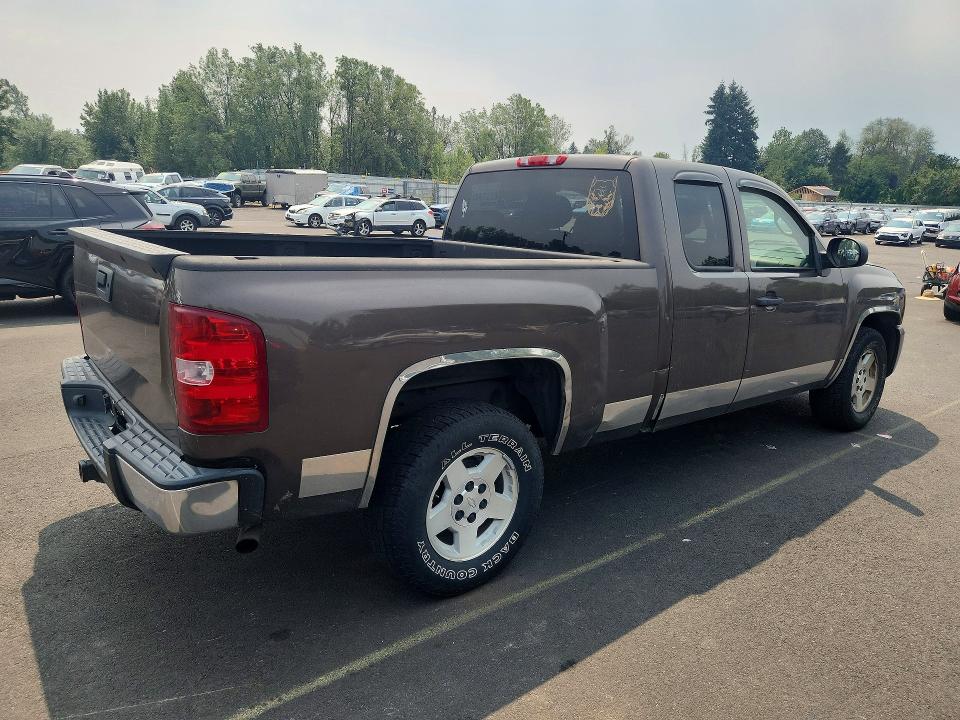 Продажа на аукционе авто 2007 Chevrolet Silverado, vin: 1GCEK19077E567893, номер лота: 62295996