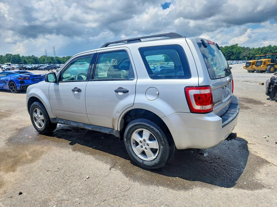 2009 Ford Escape მანქანა იყიდება აუქციონზე, vin: 1FMCU02779KD08243, აუქციონის ნომერი: 60929026