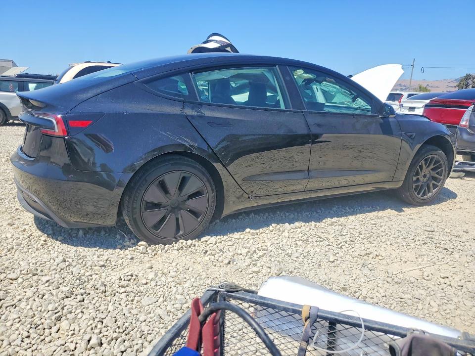 2025 Tesla Model 3 მანქანა იყიდება აუქციონზე, vin: 5YJ3E1EAXSF064069, აუქციონის ნომერი: 62959576