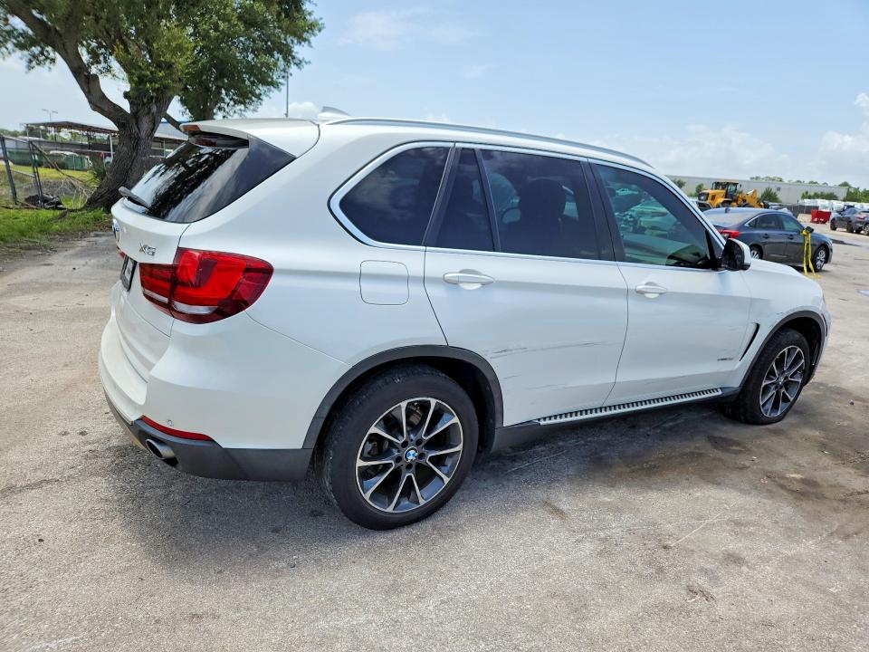 Aukcja sprzedaży 2017 Bmw X5, vin: 5UXKR2C54H0U21327, numer aukcji: 61107056