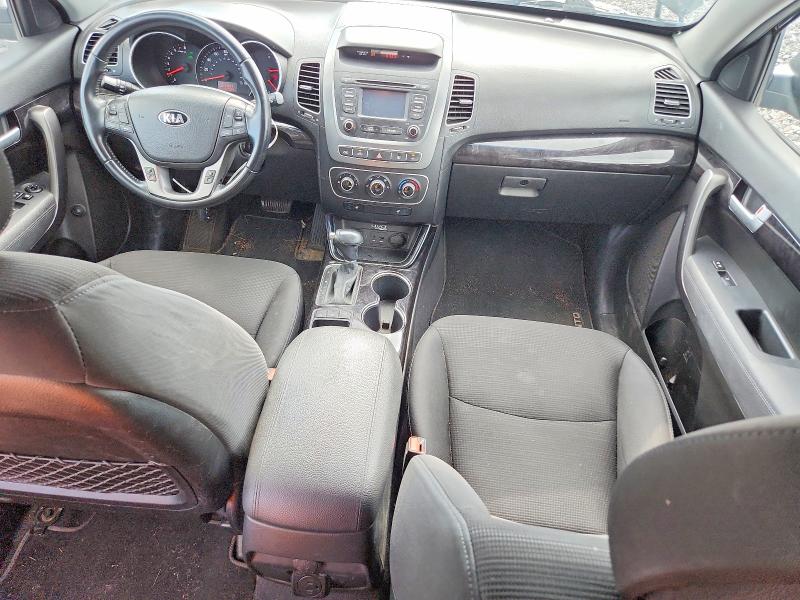 60127806 :رقم المزاد ، 5XYKTDA71FG602248 vin ، 2015 Kia Sorento مزاد بيع