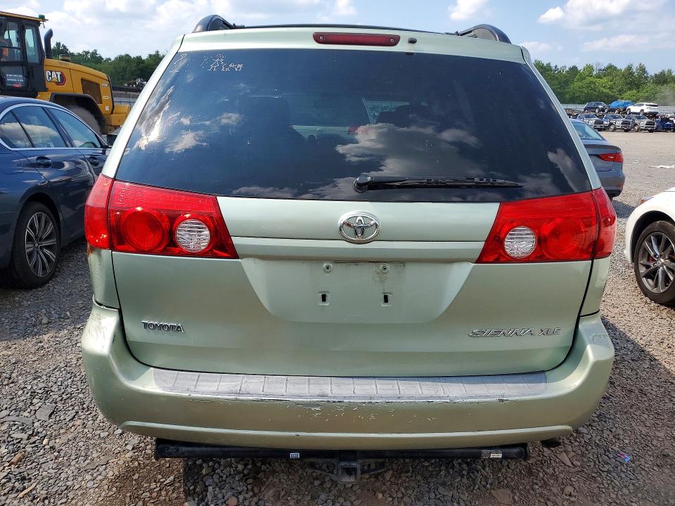 2006 Toyota Sienna მანქანა იყიდება აუქციონზე, vin: 5TDZA22C26S529625, აუქციონის ნომერი: 60738926