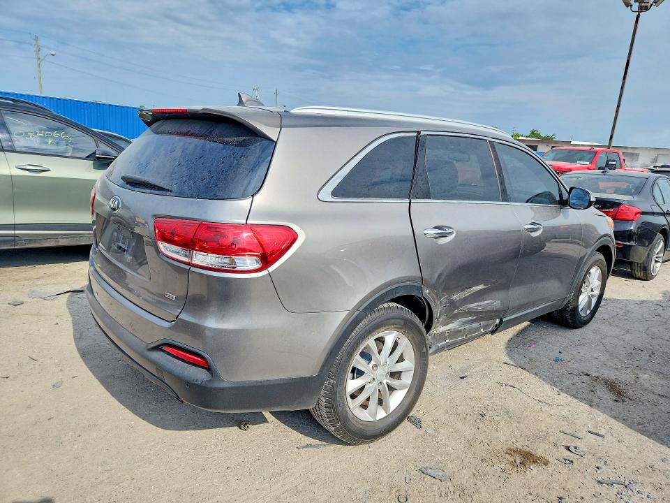 Продажа на аукционе авто 2016 Kia Sorento, vin: 5XYPG4A36GG137510, номер лота: 60914036