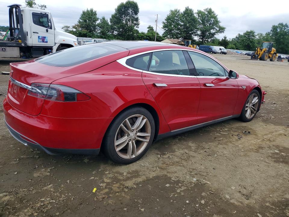 2015 Tesla Model S მანქანა იყიდება აუქციონზე, vin: 5YJSA1E27FF102735, აუქციონის ნომერი: 60248426