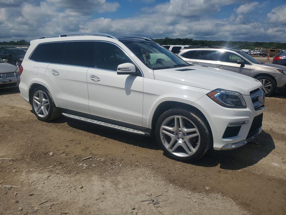 Продажа на аукционе авто 2015 Mercedes-benz Gl, vin: 4JGDF7DE0FA448347, номер лота: 63517686