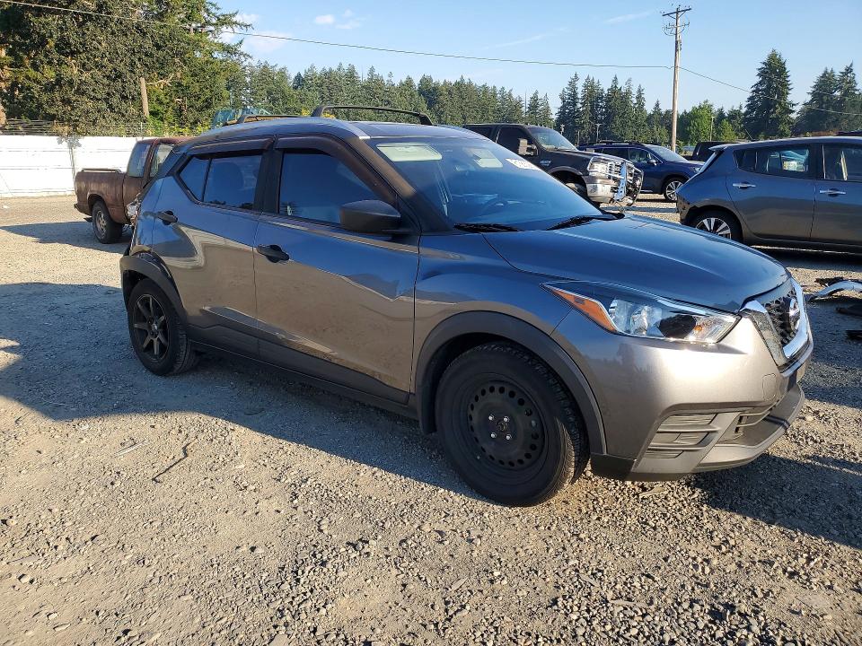 2019 Nissan Kicks მანქანა იყიდება აუქციონზე, vin: 3N1CP5CUXKL493764, აუქციონის ნომერი: 61363286
