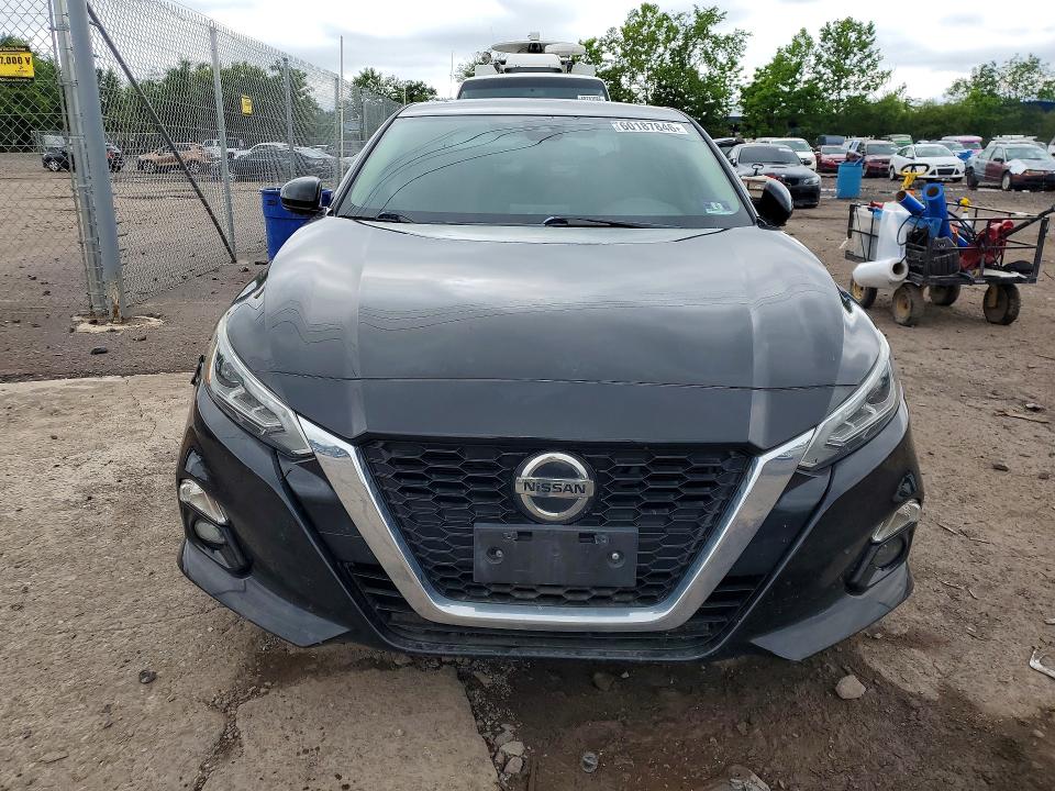60187846 :رقم المزاد ، 1N4BL4EV1KC152386 vin ، 2019 Nissan Altima مزاد بيع