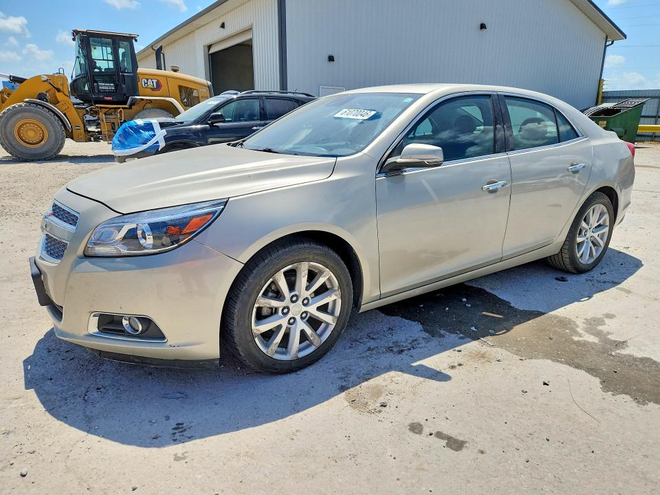 61070046 :رقم المزاد ، 1G11H5SA4DF243371 vin ، 2013 Chevrolet Malibu مزاد بيع