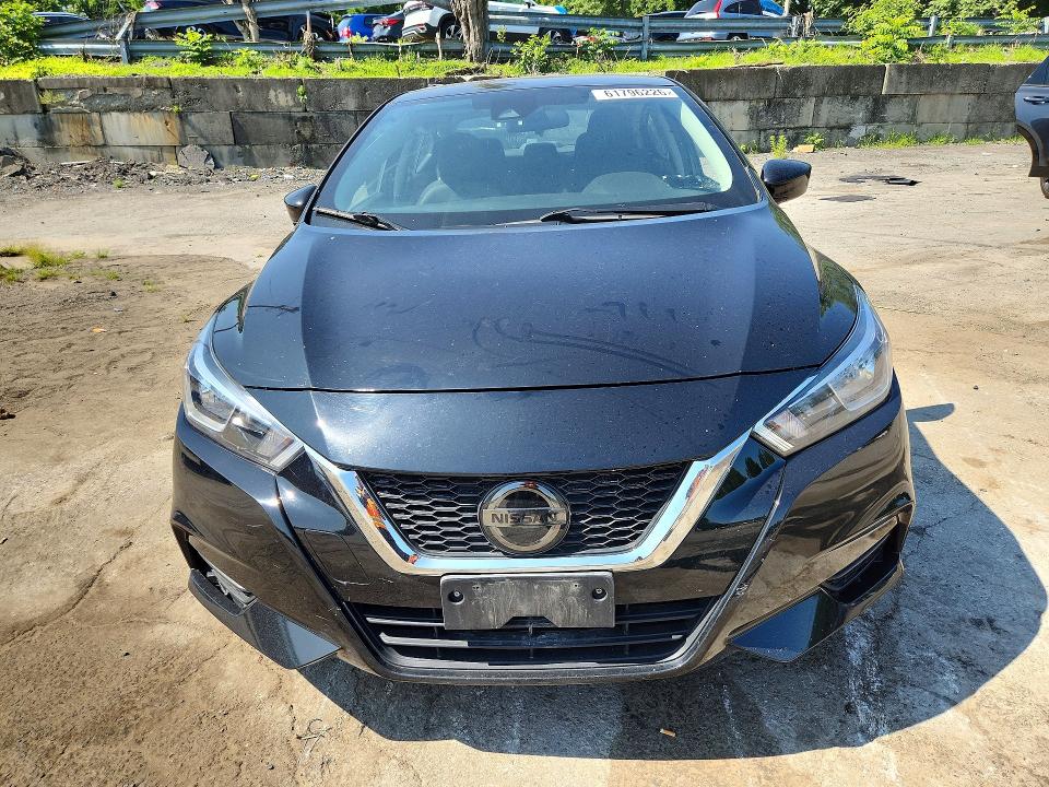 61796226 :رقم المزاد ، 3N1CN8EV2NL845771 vin ، 2022 Nissan Versa مزاد بيع