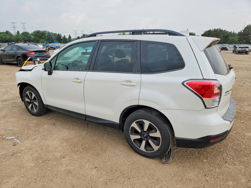 61149646 :رقم المزاد ، JF2SJAGC6JH477256 vin ، 2018 Subaru Forester مزاد بيع