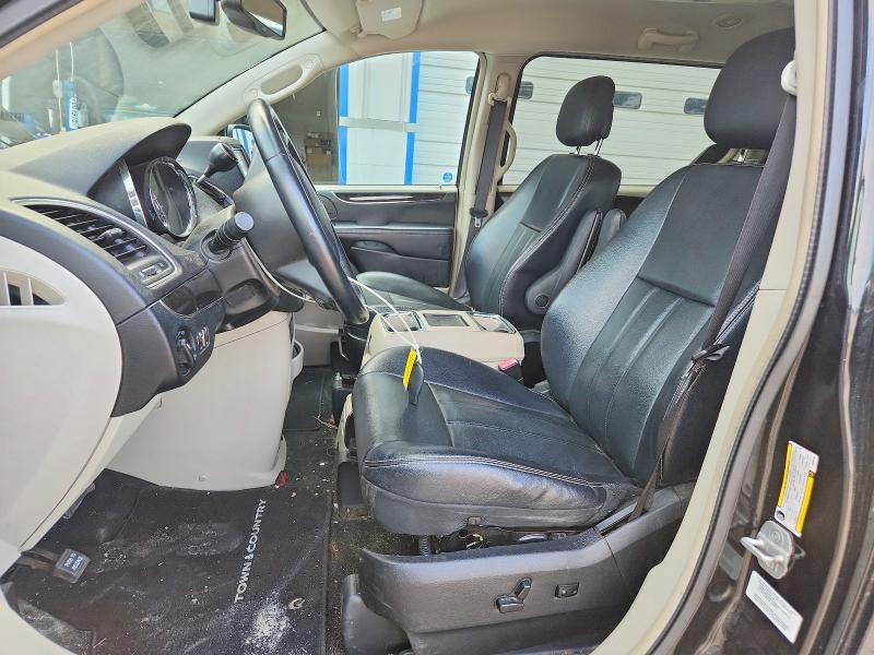 59716696 :رقم المزاد ، 2C4RC1BG2DR684253 vin ، 2013 Chrysler Town & Country مزاد بيع