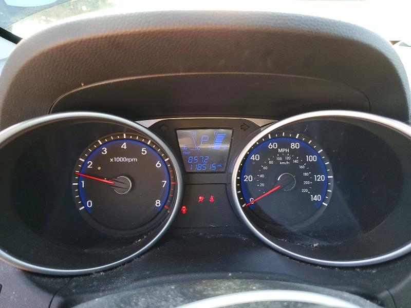2015 Hyundai Tucson მანქანა იყიდება აუქციონზე, vin: KM8JUCAGXFU086937, აუქციონის ნომერი: 61231536
