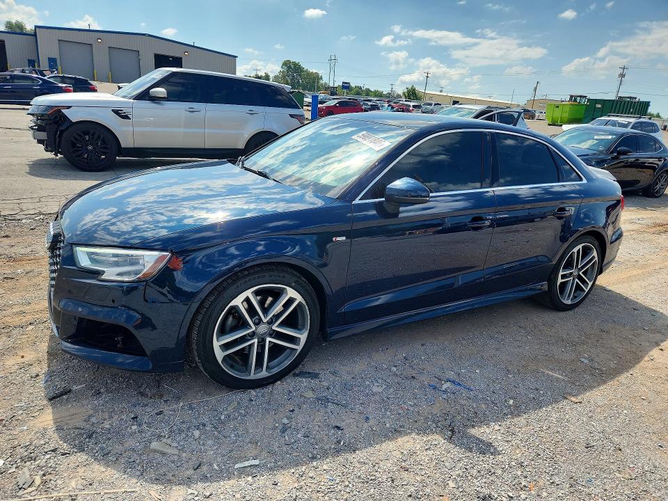 Продажа на аукционе авто 2018 Audi A3, vin: WAUJ8GFFXJ1060829, номер лота: 59891846