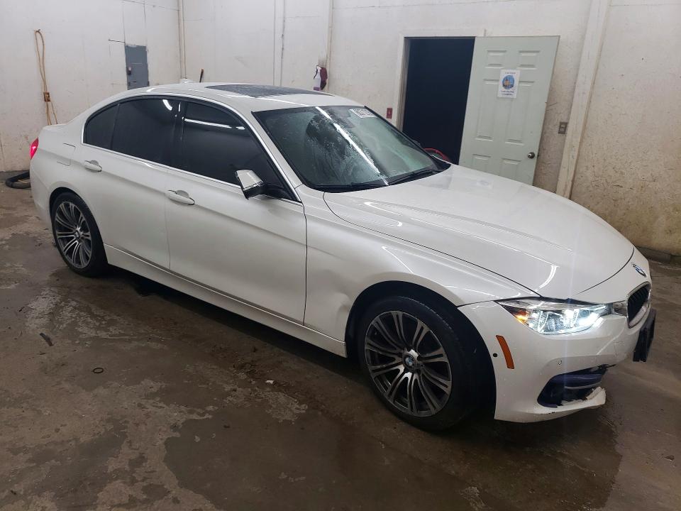 Продаж на аукціоні авто 2017 Bmw 330, vin: WBA8D9G37HNU63664, номер лоту: 60371216