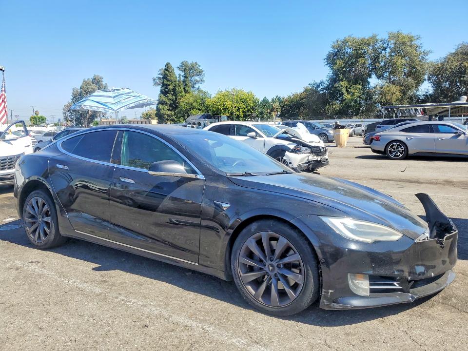 Продаж на аукціоні авто 2018 Tesla Model S, vin: 5YJSA1E23JF270669, номер лоту: 60679556