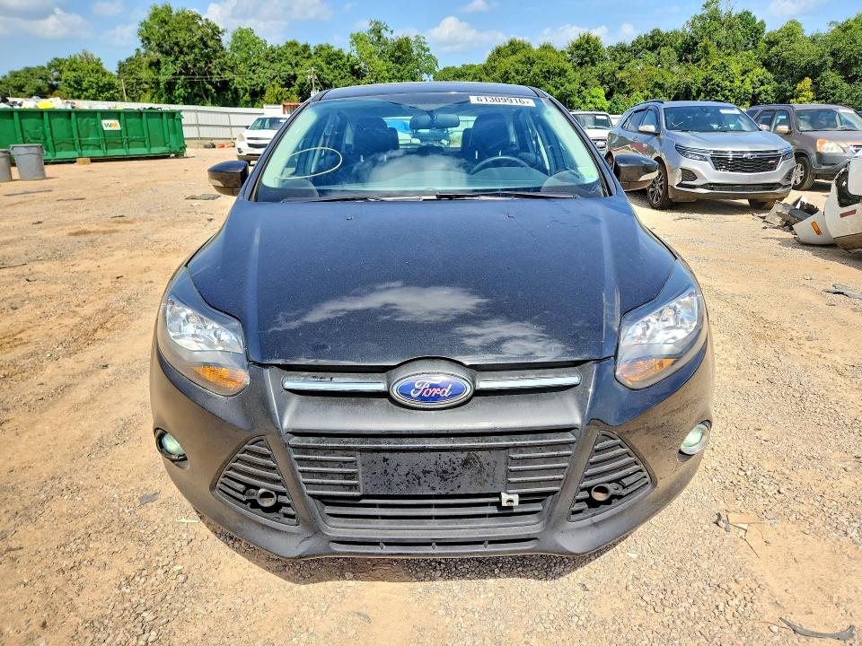61309916 :رقم المزاد ، 1FADP3N28EL227506 vin ، 2014 Ford Focus مزاد بيع