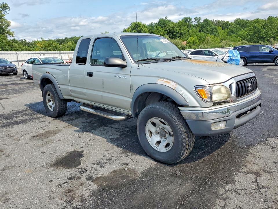 2001 Toyota Tacoma მანქანა იყიდება აუქციონზე, vin: 5TEWM72N21Z823661, აუქციონის ნომერი: 63163056