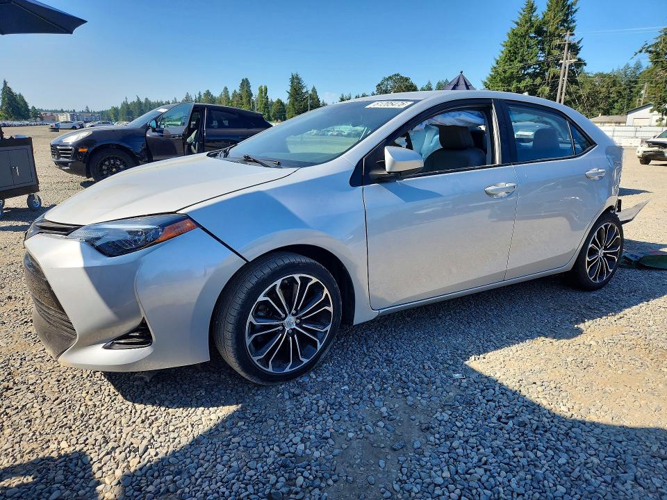 61205476 :رقم المزاد ، 2T1BURHEXHC919619 vin ، 2017 Toyota Corolla مزاد بيع