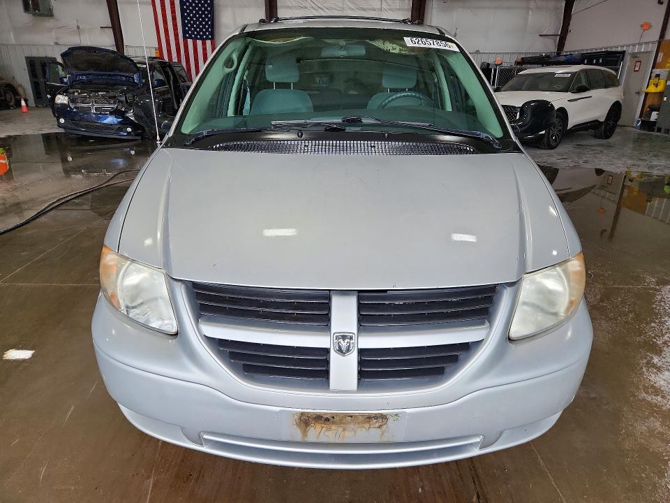 62657856 :رقم المزاد ، 2D4GP24R15R268957 vin ، 2005 Dodge Grand Caravan مزاد بيع
