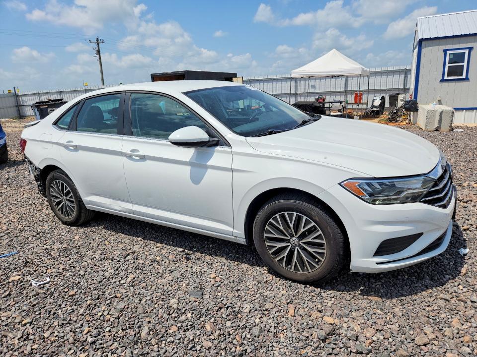 61770646 :رقم المزاد ، 3VWC57BU8MM078260 vin ، 2021 Volkswagen Jetta مزاد بيع