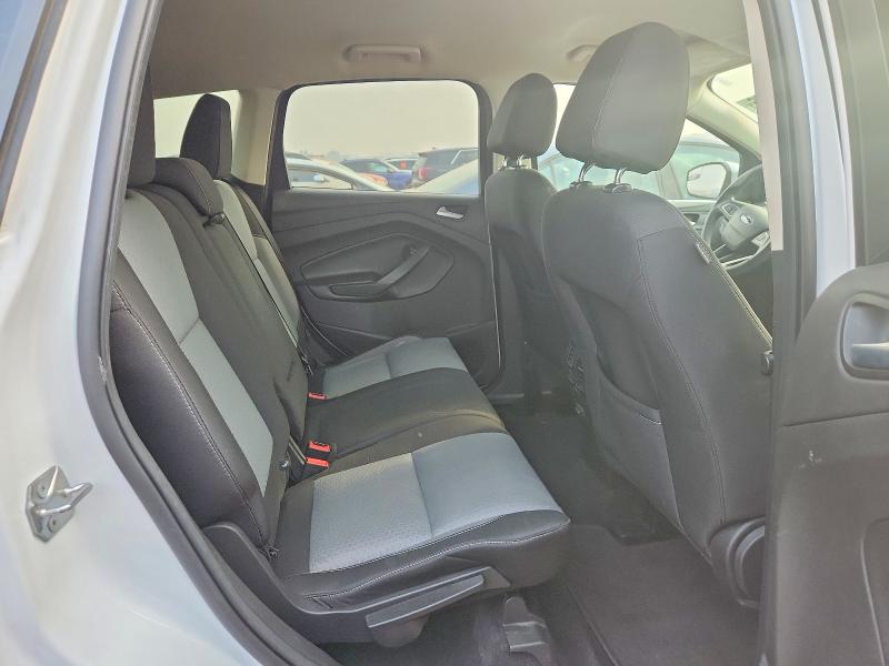 61039406 :رقم المزاد ، 1FMCU9GD8HUE10186 vin ، 2017 Ford Escape مزاد بيع