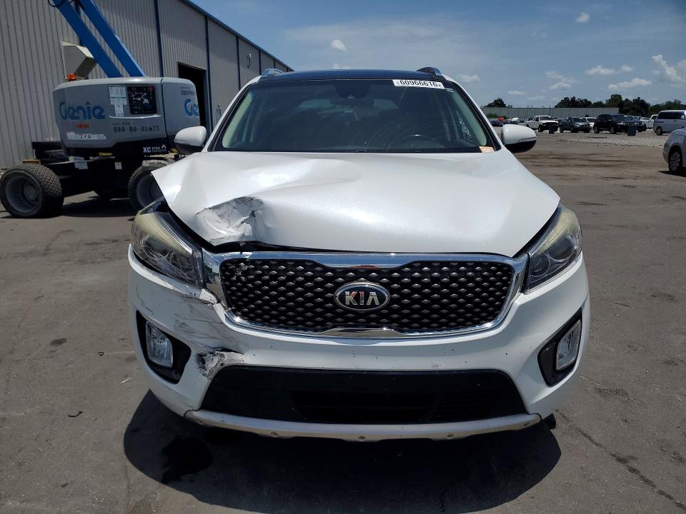 60966616 :رقم المزاد ، 5XYPK4A52HG317598 vin ، 2017 Kia Sorento مزاد بيع