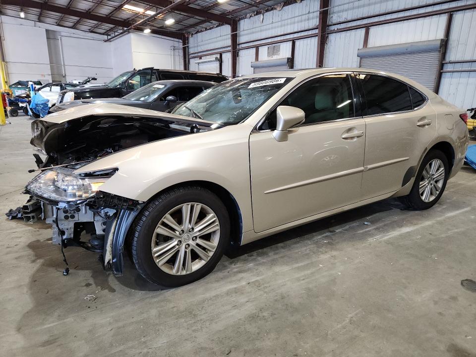 59806986 :رقم المزاد ، JTHBK1GG3F2172773 vin ، 2015 Lexus Es مزاد بيع