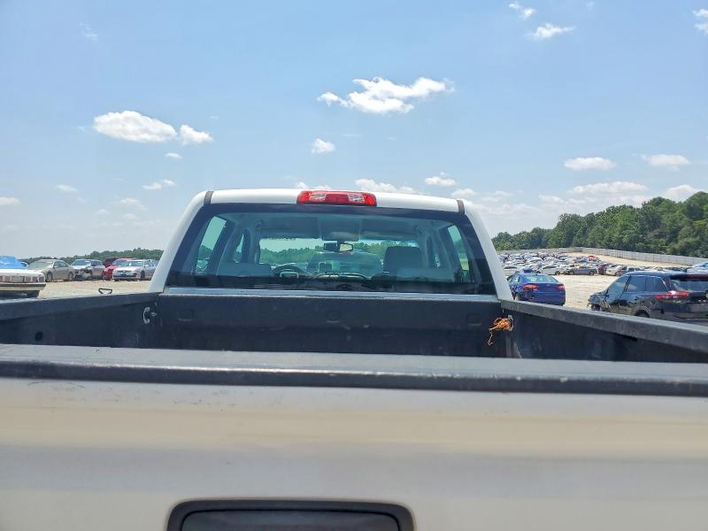 63426376 :رقم المزاد ، 1GC1KUEG0JF208423 vin ، 2018 Chevrolet Silverado مزاد بيع