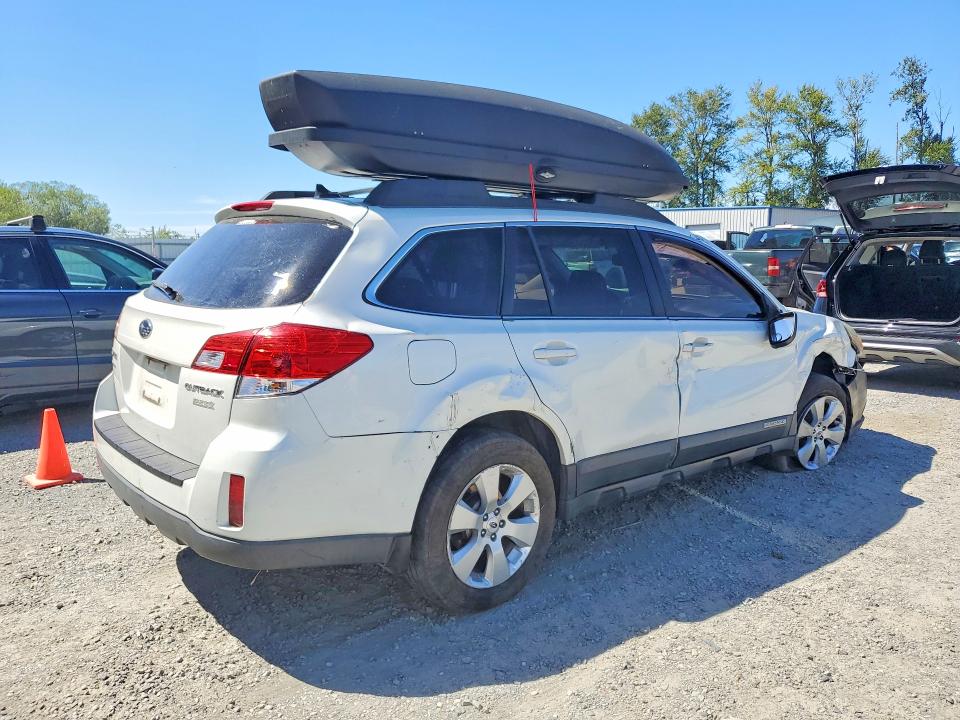 62828726 :رقم المزاد ، 4S4BRBJC5C3240808 vin ، 2012 Subaru Outback مزاد بيع